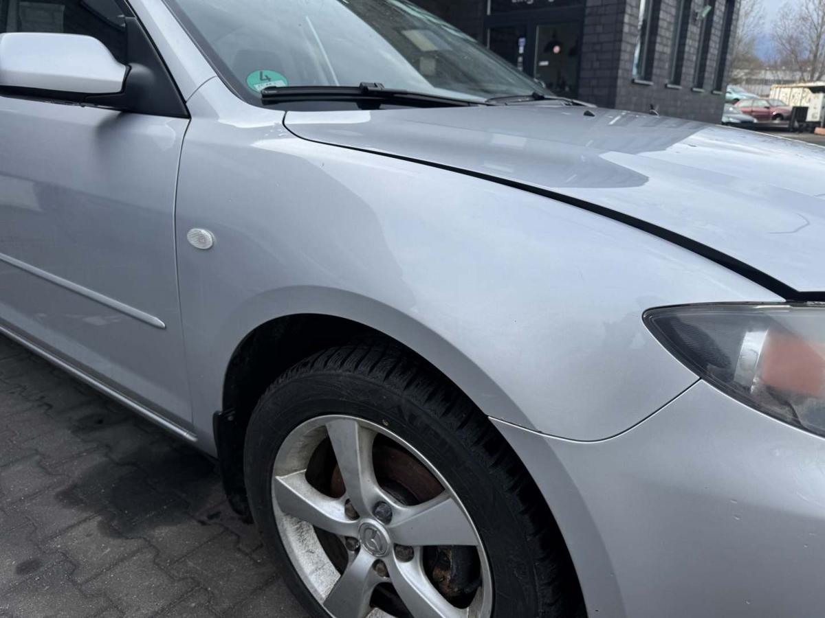 Mazda 3 BK original Kotfl&uuml;gel vorn rechts Silber 4-T&uuml;rer Limousine Bj.2004